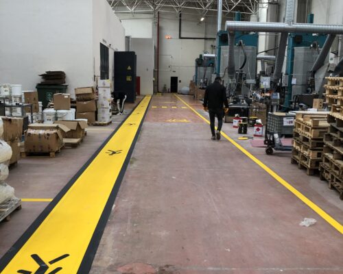 fabrika yol Çizgileri - Fabrika adam fuguru yol cizgileri fabrika yolcizgileri 17 scaled 500x400 - Galeri