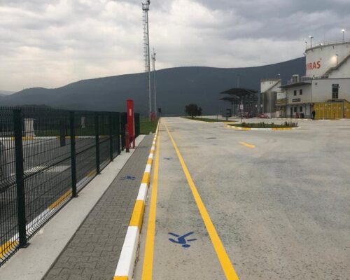 fabrika yol Çizgileri - Bordur Tasi Boyama fabrika yol cizgileri yol cizgileri trafik yol cizgileri erb fabrika yol cizgisi 5 1 500x400 - Galeri