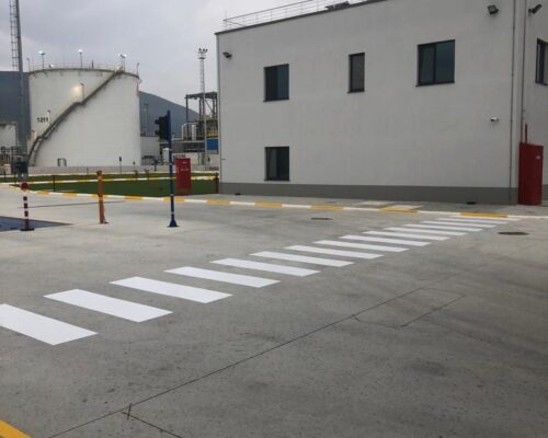 fabrika yol Çizgileri - Bordur Tasi Boyama fabrika yol cizgileri yol cizgileri trafik yol cizgileri erb fabrika yol cizgisi 8 500x400 - Galeri