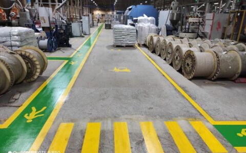 fabrika yol çizgileri - Fabrika Zemin Cizgi Uygulamasi fabrika zemin uygulama fabrika cizgisi fabrika yol cizgi trafik yol cizgi erbfabrikayolcizgi 6 480x300 - Anasayfa